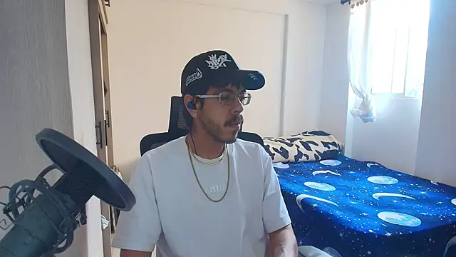 naitt  online show from 11-25-25, 02:17