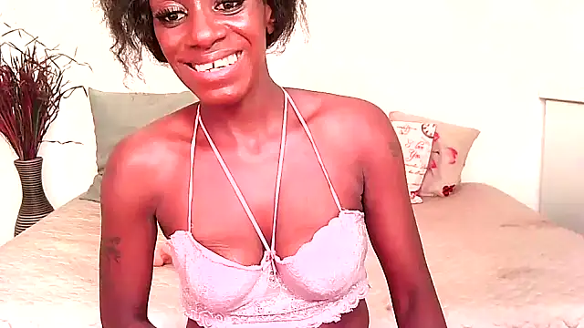 BrunetteNaomi8 online show from 03-09-26, 12:09