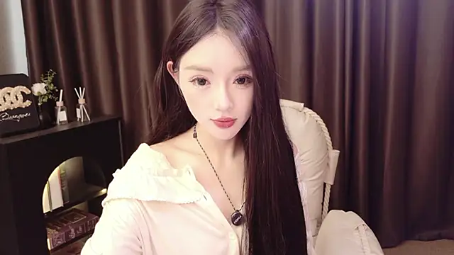 Snapshot of mammam520 chatting on 04-08-26, 05:18 mammam520 online show from 04-08-26, 05:18