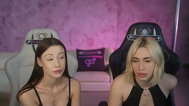 Kara cat online show from 04-29-26, 06:25