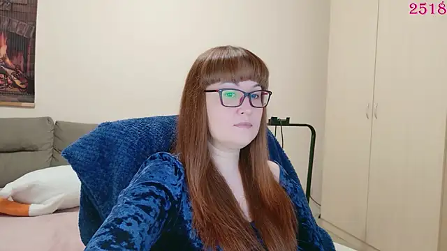 Foxy-lady online show from 04-06-26, 12:17