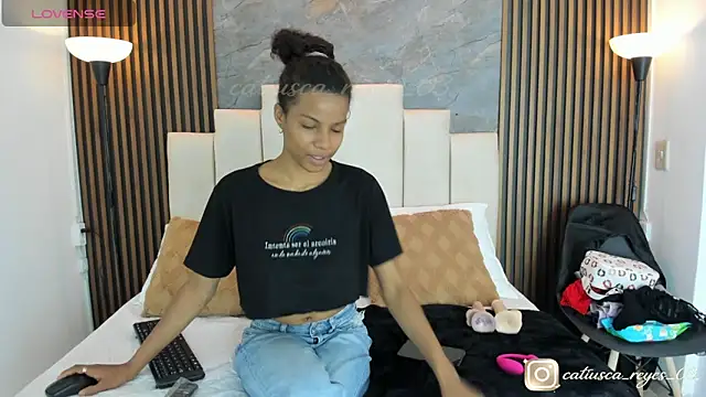 catiusca reyes 03 online show from 04-29-26, 02:32