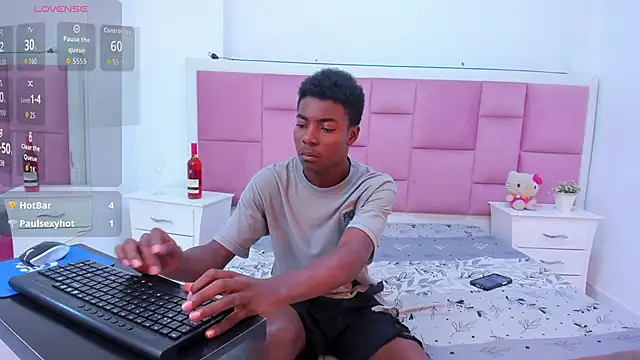 Snapshot of NoahJhonson69 chatting on 11-26-25, 07:04 NoahJhonson69 online show from 11-26-25, 07:04