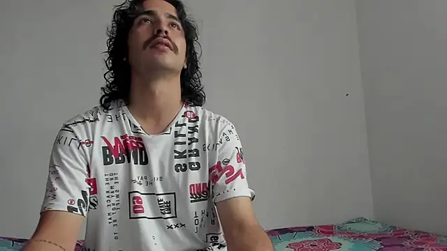 Snapshot of Jave_rave chatting on 01-15-26, 01:16 Jave rave online show from 01-15-26, 01:16