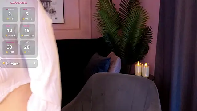 Snapshot of lucy_loy chatting on 11-27-25, 12:18 lucy loy online show from 11-27-25, 12:18