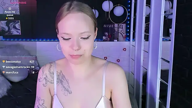 Snapshot of lucy_loy chatting on 02-28-26, 09:21 lucy loy online show from 02-28-26, 09:21