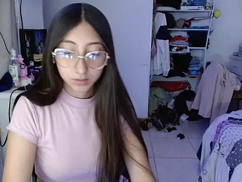 Nanylux online show from 12-01-25, 04:06