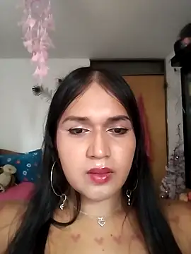 Vivianna  colombia online show from 11-18-25, 06:34