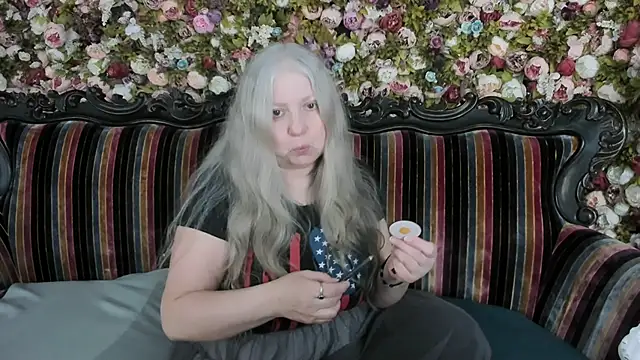 mariabelladonna online show from 04-22-26, 10:33