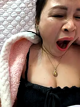 dis princess online show from 12-04-25, 03:32