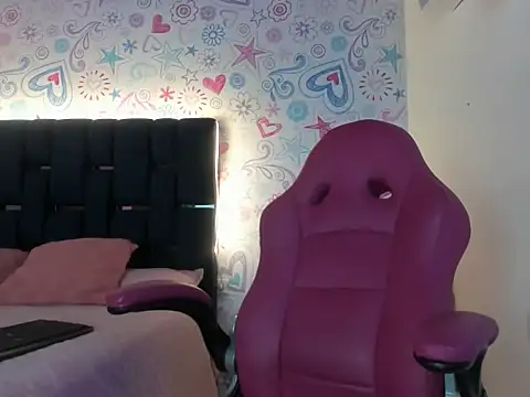 ISA RIVAS online show from 11-27-25, 12:07