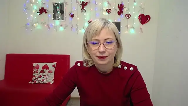 LaurenWishy online show from 02-03-26, 06:51