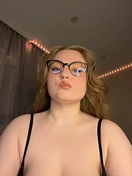 Snapshot of _whorimi chatting on 12-02-25, 11:26 whorimi online show from 12-02-25, 11:26