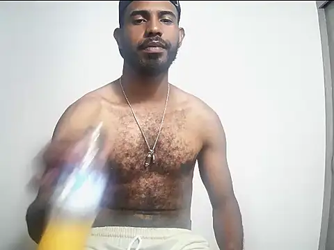 Snapshot of alberthot11 chatting on 12-18-25, 08:37 alberthot11 online show from 12-18-25, 08:37