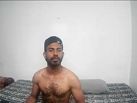 Snapshot of alberthot11 chatting on 01-12-26, 05:56 alberthot11 online show from 01-12-26, 05:56