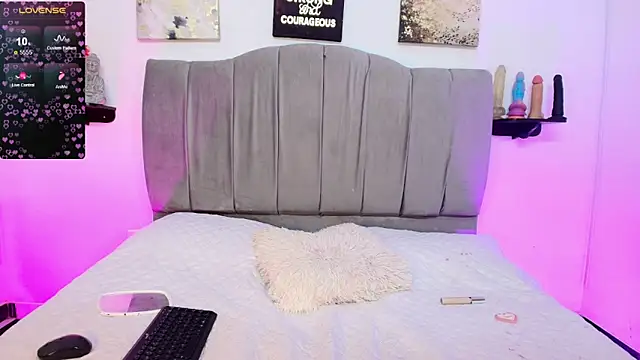 Snapshot of Maddy__Jones chatting on 02-09-26, 07:07 Maddy Jones online show from 02-09-26, 07:07