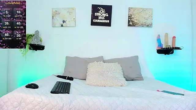 Snapshot of Maddy__Jones chatting on 03-07-26, 07:22 Maddy Jones online show from 03-07-26, 07:22