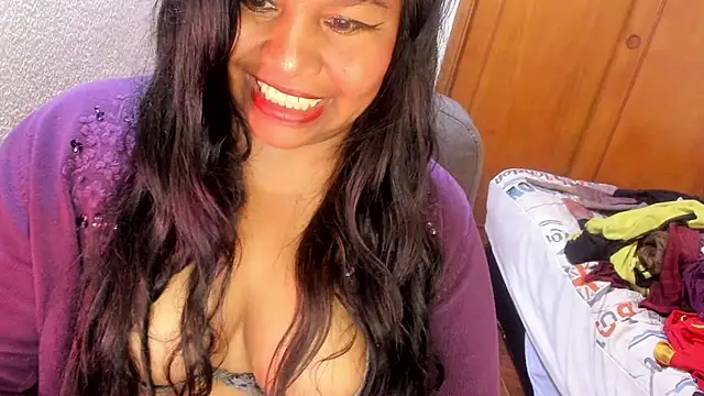 ebonycamelia online show from 04-27-26, 06:06