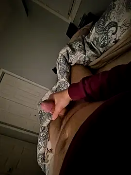 Snapshot of xFlorentx chatting on 11-19-25, 02:55 xFlorentx online show from 11-19-25, 02:55