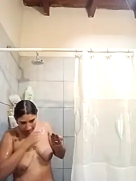 cata bronw online show from 04-17-26, 02:42