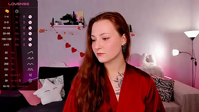 Snapshot of velvet_cherry_ chatting on 11-29-25, 09:01 velvet cherry online show from 11-29-25, 09:01