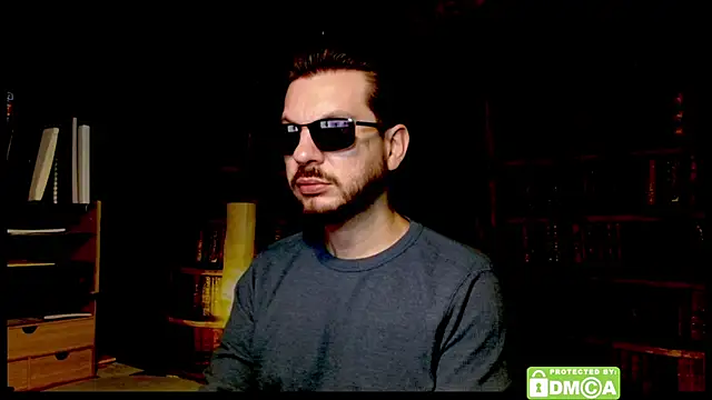 Snapshot of justshutupandwatch chatting on 12-16-25, 09:09 justshutupandwatch online show from 12-16-25, 09:09