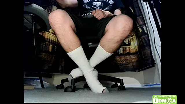 Snapshot of justshutupandwatch chatting on 02-06-26, 09:29 justshutupandwatch online show from 02-06-26, 09:29