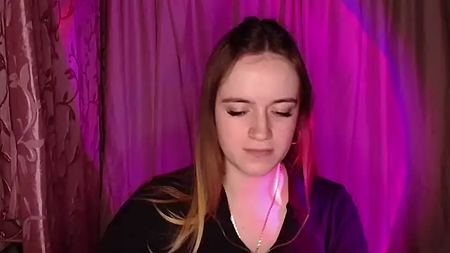 Illa May online show from 12-13-25, 07:53