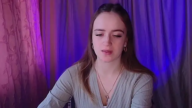 Illa May online show from 01-11-26, 10:42