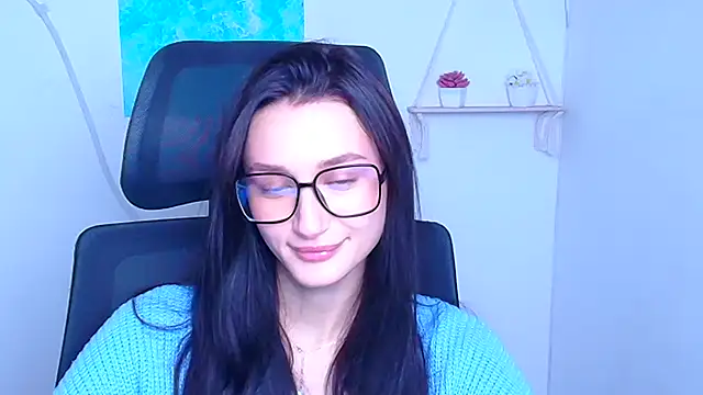 Stella XO online show from 11-25-25, 06:35