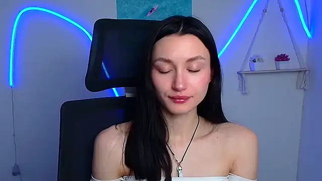 Stella XO online show from 04-30-26, 05:47