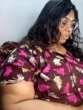 Riya-mallus online show from 11-25-25, 03:23