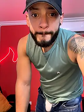 Snapshot of Mike_savage3 chatting on 11-28-25, 12:52 Mike savage3 online show from 11-28-25, 12:52