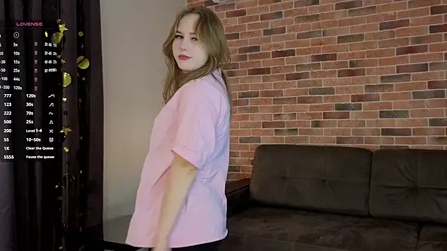 Snapshot of VoidElaris chatting on 01-08-26, 06:10 VoidElaris online show from 01-08-26, 06:10