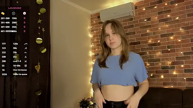 Snapshot of VoidElaris chatting on 01-10-26, 06:53 VoidElaris online show from 01-10-26, 06:53