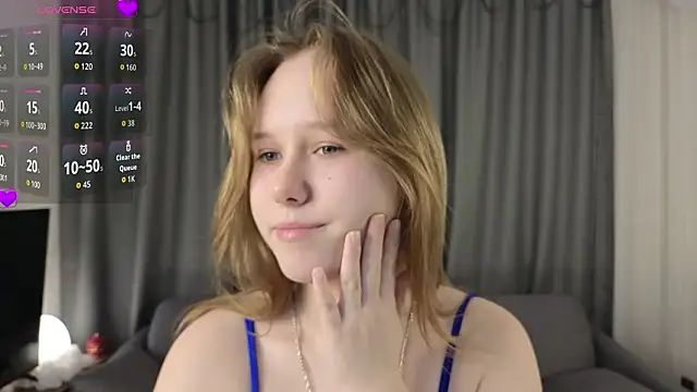 Snapshot of VoidElaris chatting on 03-13-26, 08:04 VoidElaris online show from 03-13-26, 08:04