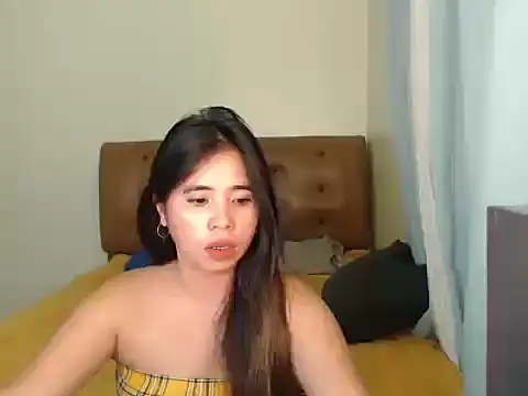 Snapshot of prettyELLE chatting on 04-04-26, 06:55 prettyELLE online show from 04-04-26, 06:55