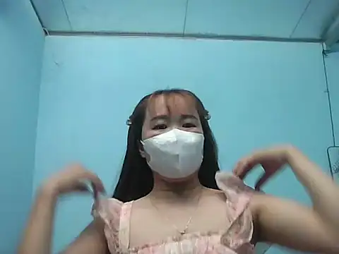 LinhChi09 online show from 06-16-26, 01:47
