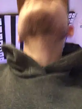 Spielzeugtwink online show from 12-05-25, 02:36