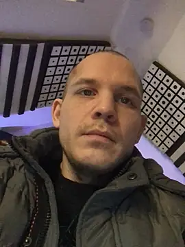 Spielzeugtwink online show from 03-13-26, 12:45