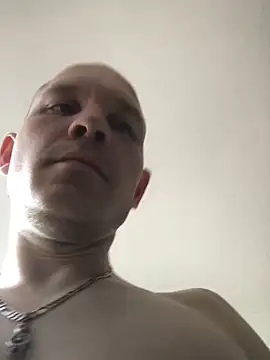 Spielzeugtwink online show from 05-30-26, 04:15