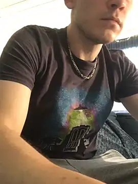 Snapshot of Spielzeugtwink chatting on 07-23-26, 04:27 Spielzeugtwink online show from 07-23-26, 04:27