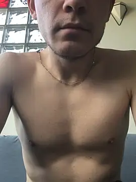 Snapshot of Spielzeugtwink chatting on 08-02-26, 02:48 Spielzeugtwink online show from 08-02-26, 02:48