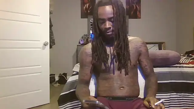 Snapshot of TattedRasta2x0 chatting on 11-20-25, 04:12 TattedRasta2x0 online show from 11-20-25, 04:12