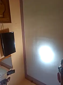 Snapshot of CDY74 chatting on 11-25-25, 02:06 CDY74 online show from 11-25-25, 02:06