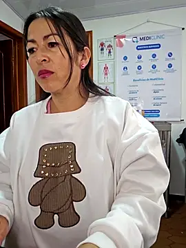 JustSamantha  online show from 02-05-26, 12:32