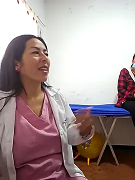 JustSamantha  online show from 04-21-26, 12:11