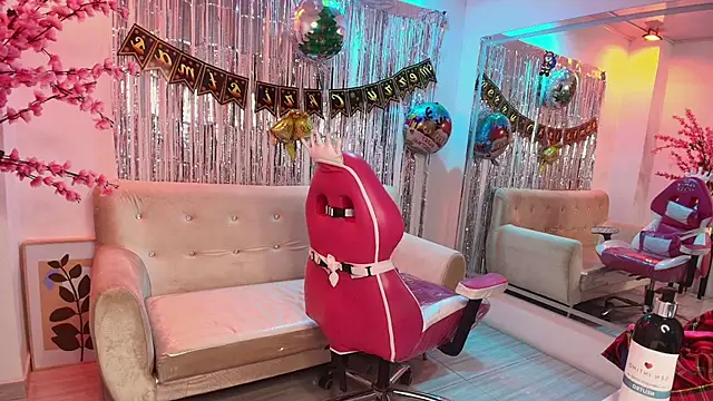 Snapshot of Alissa_ricek chatting on 12-19-25, 07:15 Alissa ricek online show from 12-19-25, 07:15