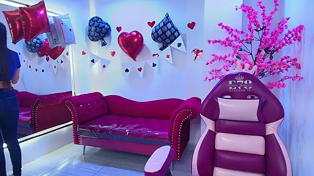 Snapshot of Alissa_ricek chatting on 02-19-26, 11:28 Alissa ricek online show from 02-19-26, 11:28