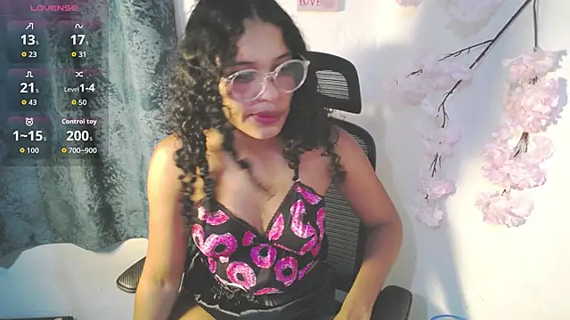 Snapshot of chleo_rosse chatting on 01-15-26, 02:54 chleo rosse online show from 01-15-26, 02:54